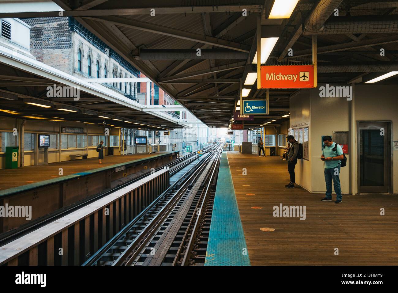Quai de la gare de Washington/Wells sur le réseau de métro 'l' surélevé, Chicago, États-Unis Banque D'Images