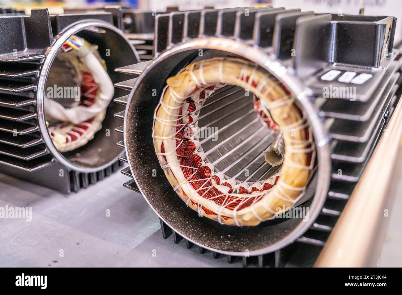 Détails pour pompes industrielles moteurs électriques vue rapprochée à angle droit. Banque D'Images