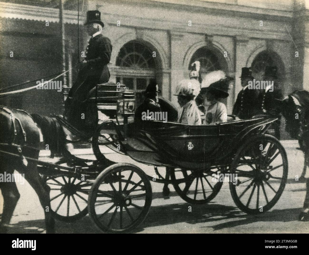 Victoria de Bade, Reine de Suède et Elena de Monténégro, Reine d'Italie pour célébrer le 50e anniversaire de la fondation du Royaume d'Italie, Rome 1911 Banque D'Images