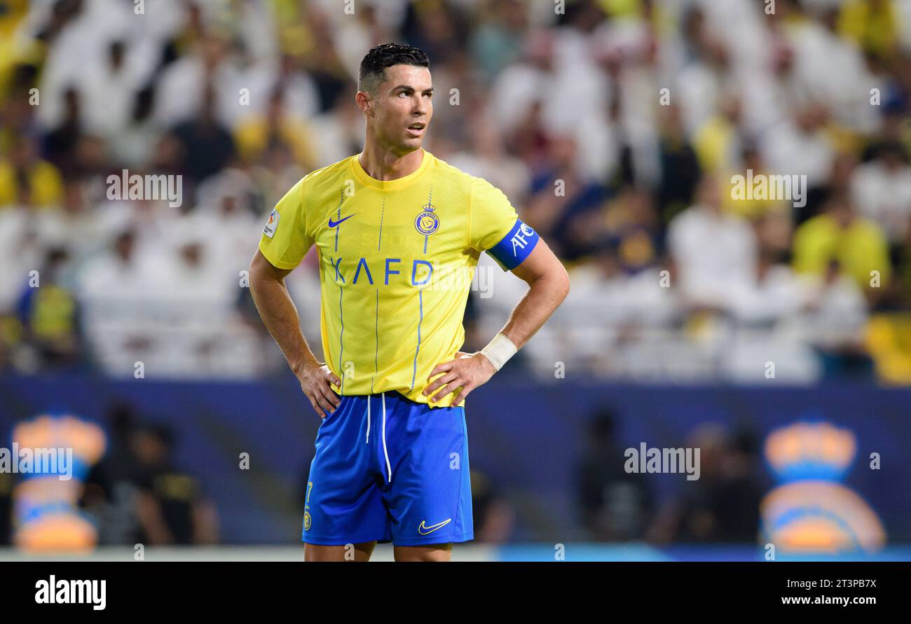 Cristiano Ronaldo d'Al-Nassr FC en action lors du jour de match 3 de la Ligue des Champions AFC 2023-24 Groupe E entre Al-Nassr FC (KSA) et Al Duhail SC (QAT) à Al Awwal Park le 24 octobre 2023 à Riyad, Arabie Saoudite. Photo de Victor Fraile / Power Sport Images Banque D'Images