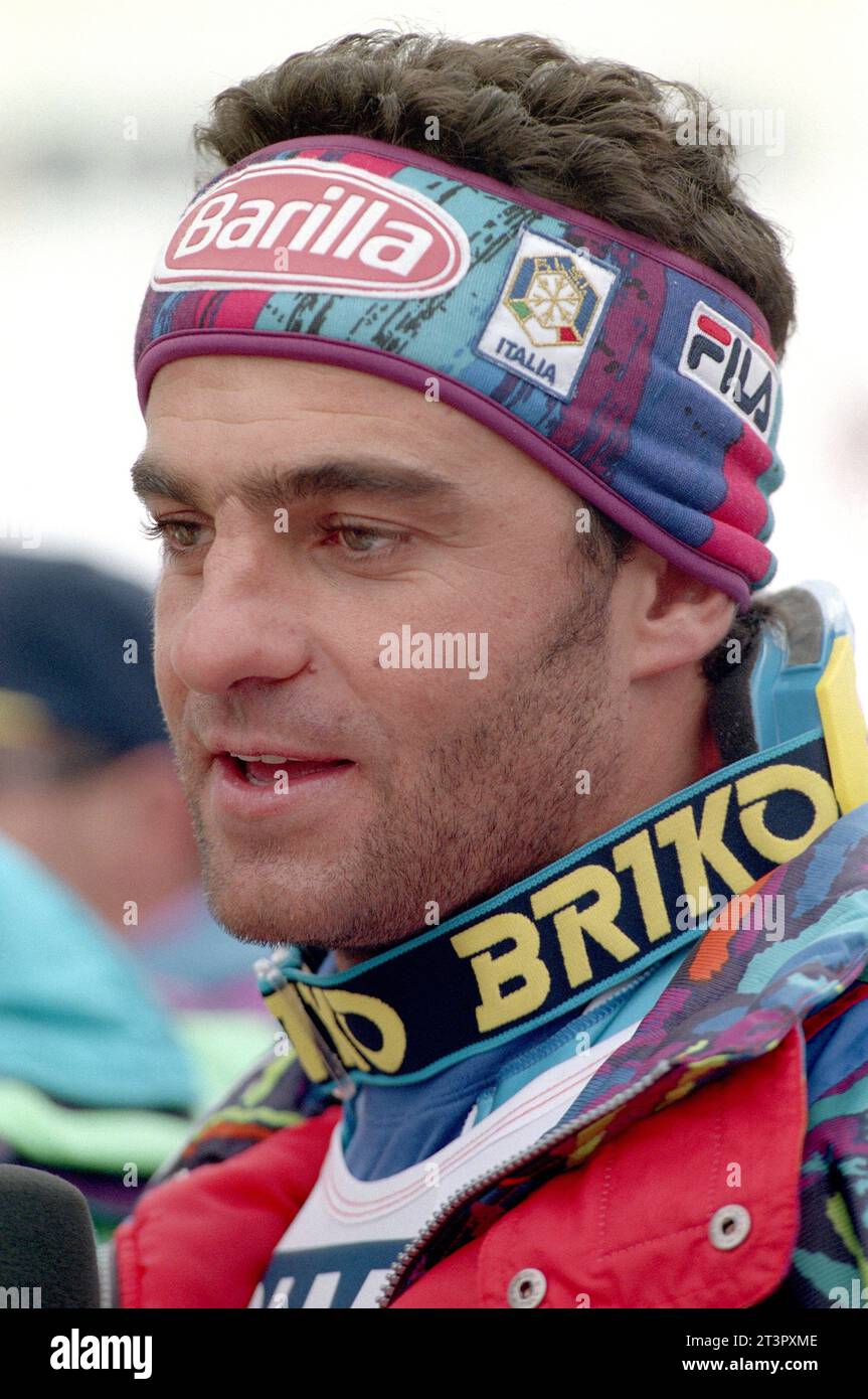 France Tignes 1994-12-04 : Alberto tomba, skieur italien, lors de la coupe du monde 1994/1995 Banque D'Images