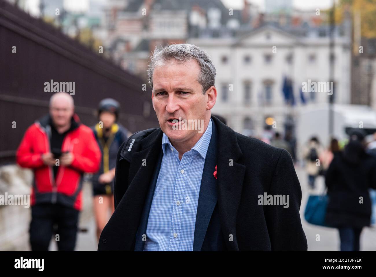 Damian Hinds MP arrivant à la Chambre des communes pour leur dernière journée de débats avant que le Parlement est dissous en vue de l'élection générale Banque D'Images