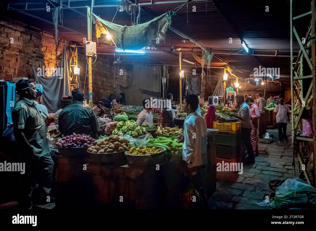Stands de légumes, zone de marché de Jaisalmer, Rajasthan, Inde Banque D'Images