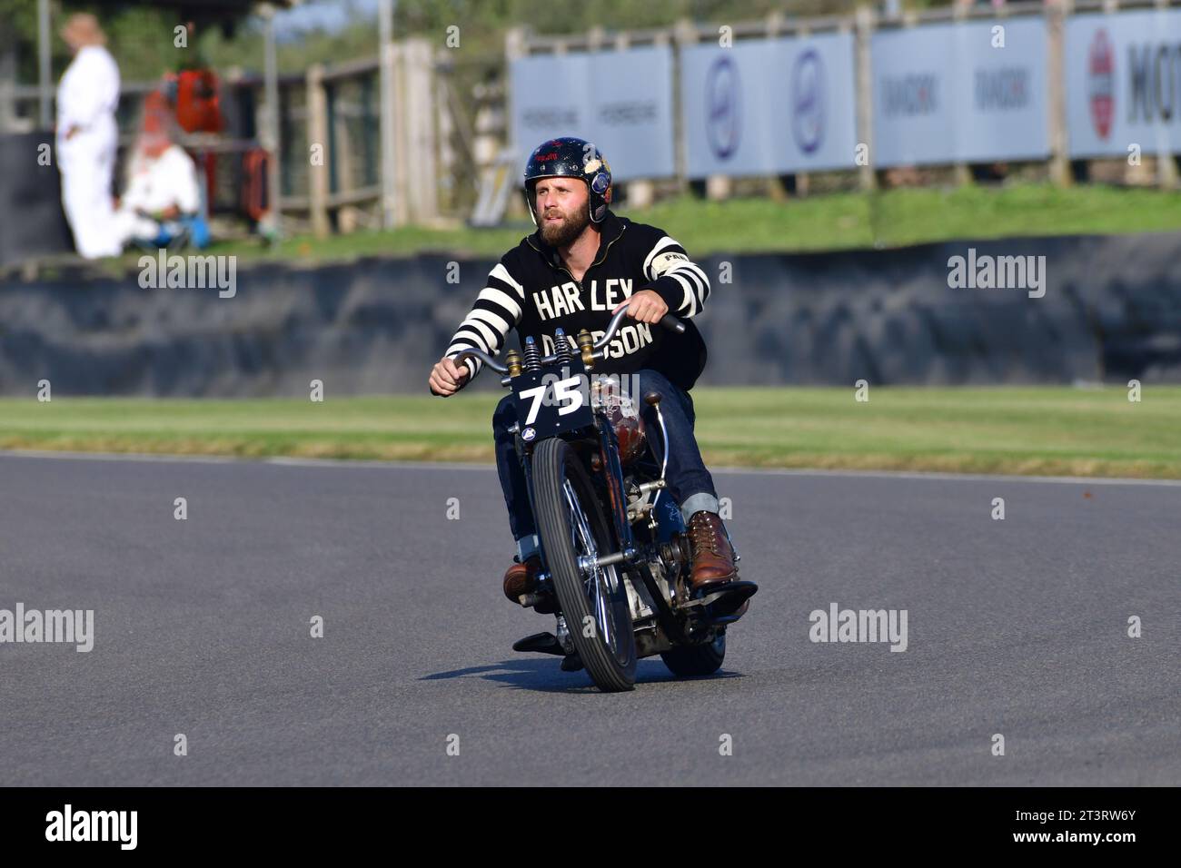 Harley Davidson, Track Parade - Motorcycle Celebration, environ 200 motos présentées dans les tours de parade du matin, y compris des tenues de side-car et trike à moteur Banque D'Images