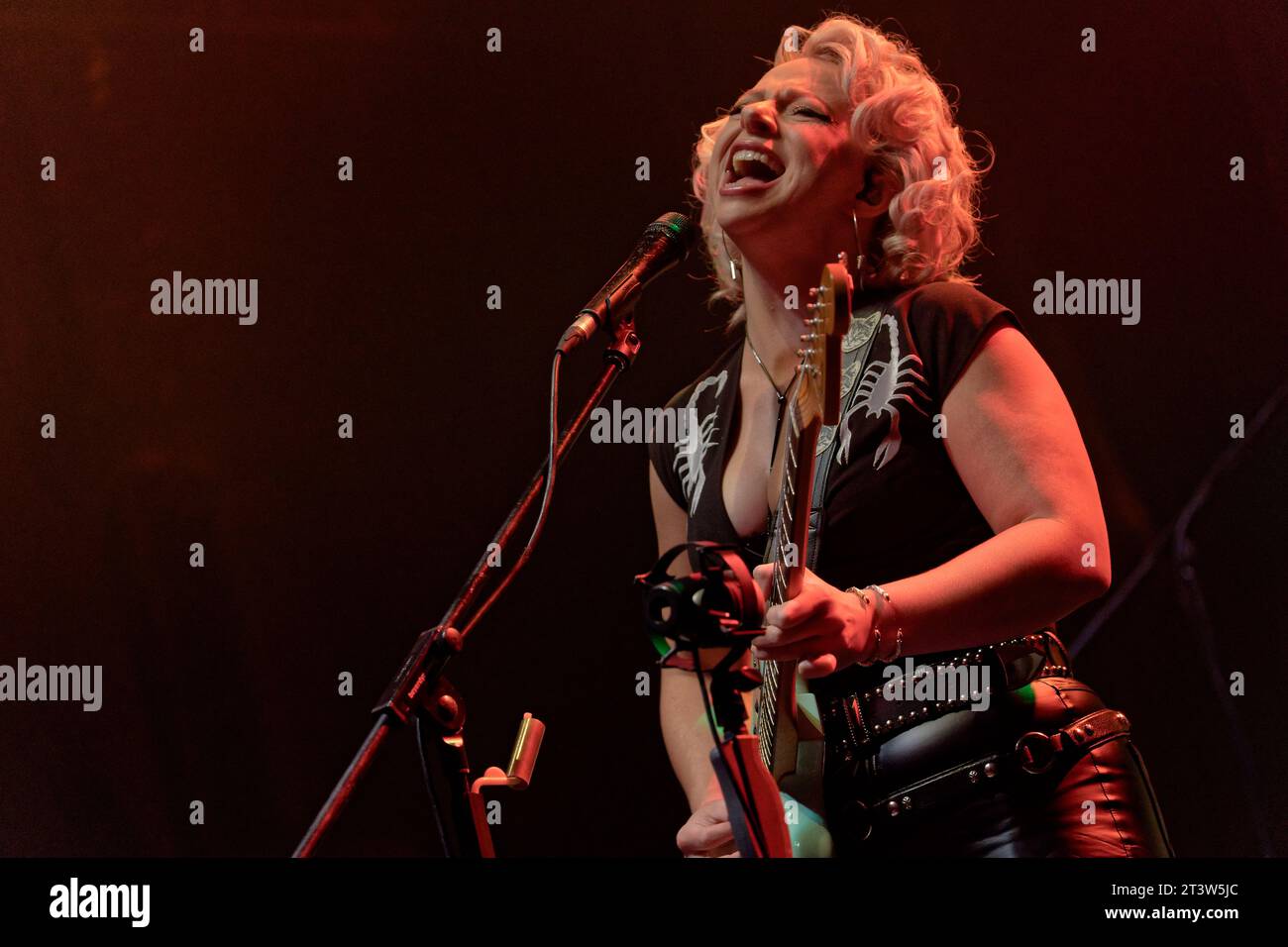 Samantha Fish & Jesse Dayton en concert, O2 Academy Bournemouth, octobre 2023 Banque D'Images