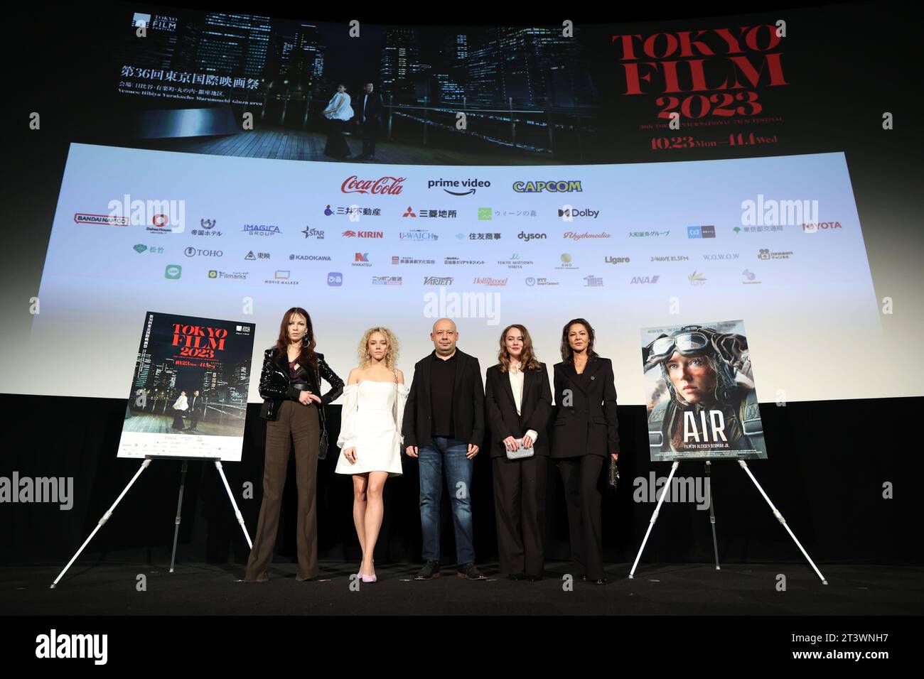 26 octobre 2023. 26 octobre 2023. Elena Okopnaya, Anastasia Talyzina, Alexey German Jr., Aglaya Tarasova, Elena Lyadova, 26 octobre 2023 - 36e Festival international du film de Tokyo. Conférence de presse pour le film 'Air' à Tokyo, Japon, le 26 octobre 2023. Crédit : 2023 TIFF/AFLO/Alamy Live News Banque D'Images