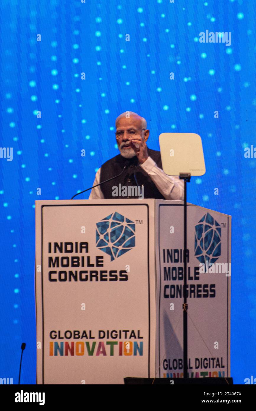 New Delhi, Delhi, Inde. 27 octobre 2023. Le Premier ministre indien Narendra Modi prend la parole lors de l'inauguration du Congrès mobile indien 2023, au Bharat Mandapam, à New Delhi, en Inde, le 27 octobre 2023. (Image de crédit : © Kabir Jhangiani/ZUMA Press Wire) USAGE ÉDITORIAL SEULEMENT! Non destiné à UN USAGE commercial ! Banque D'Images