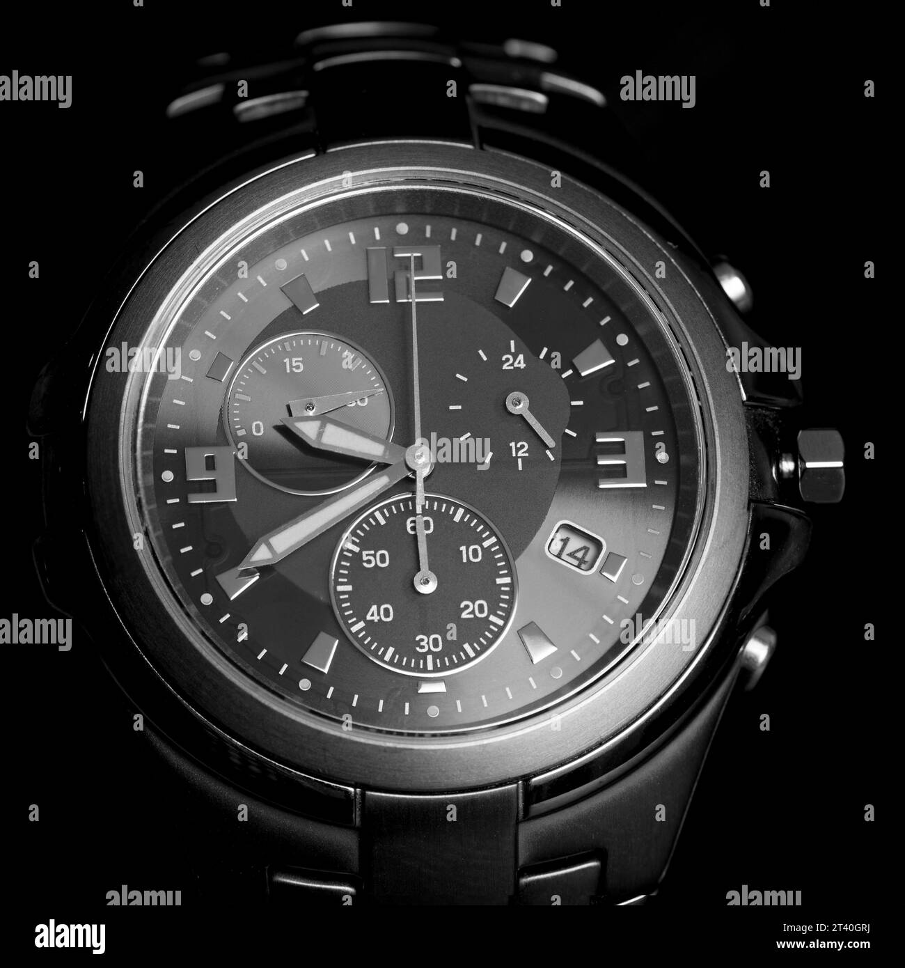 Macro photographie du cadran d'une montre chronographe analogique de précision Banque D'Images