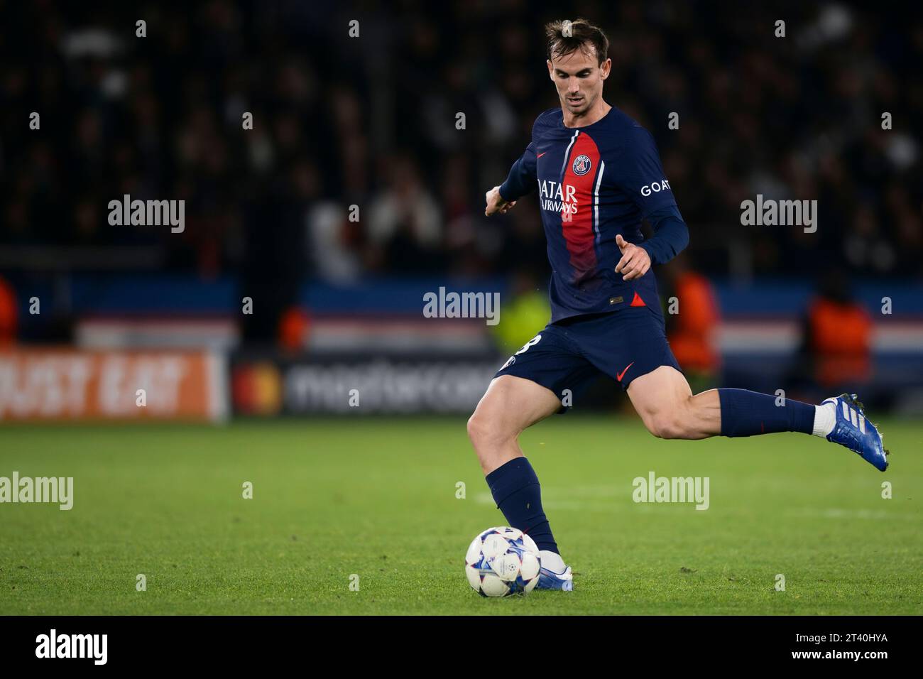 Fabian Ruiz du Paris Saint-Germain FC en action lors du match de football de l'UEFA Champions League entre le Paris Saint-Germain FC et l'AC Milan. Banque D'Images