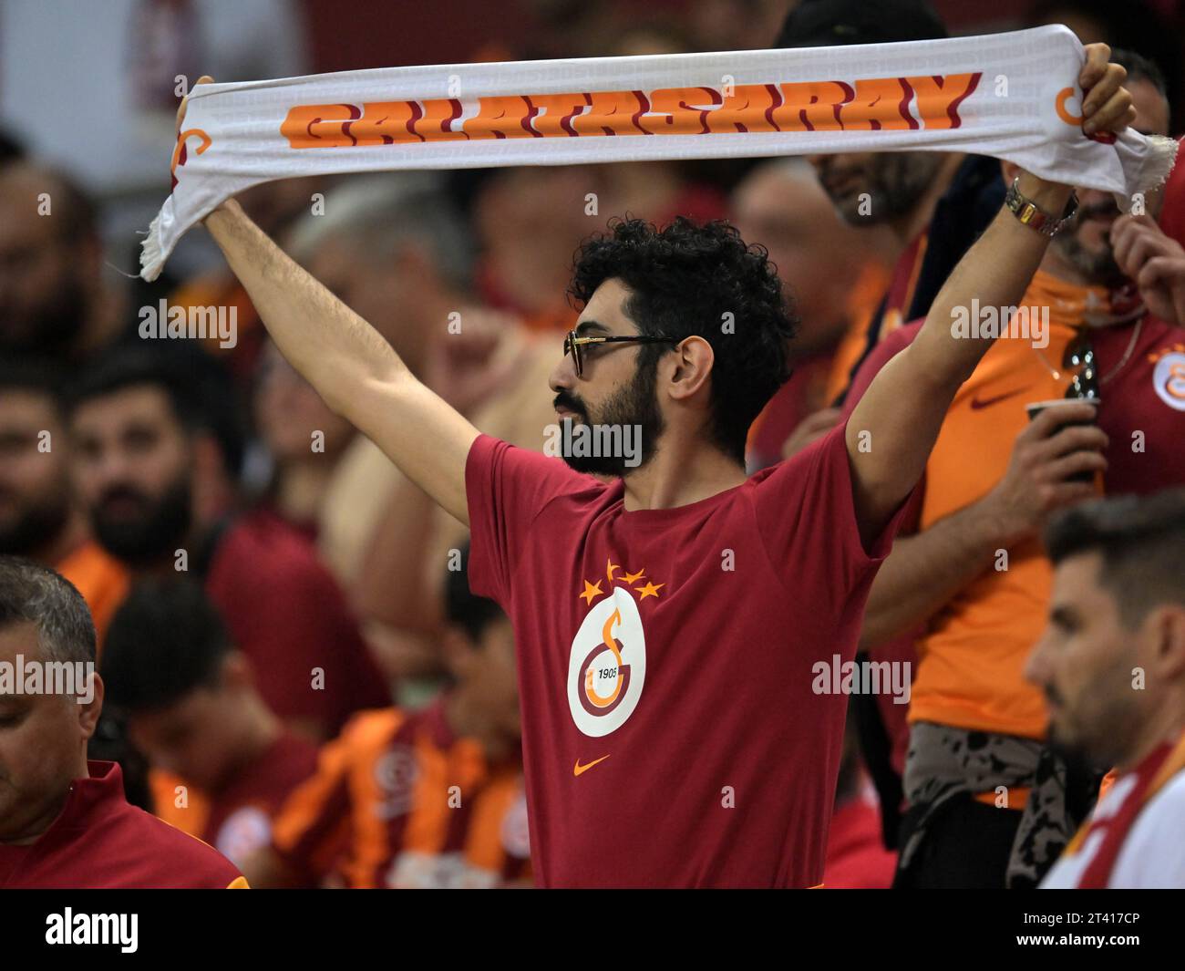 ISTANBUL - supporter de Galatasaray lors du match de Super LIG turc entre Galatasaray AS et Besiktas AS au Rams Global Stadium le 21 octobre 2023 à Istanbul, Turquie. ANP | Hollandse Hoogte | GERRIT VAN COLOGNE Banque D'Images