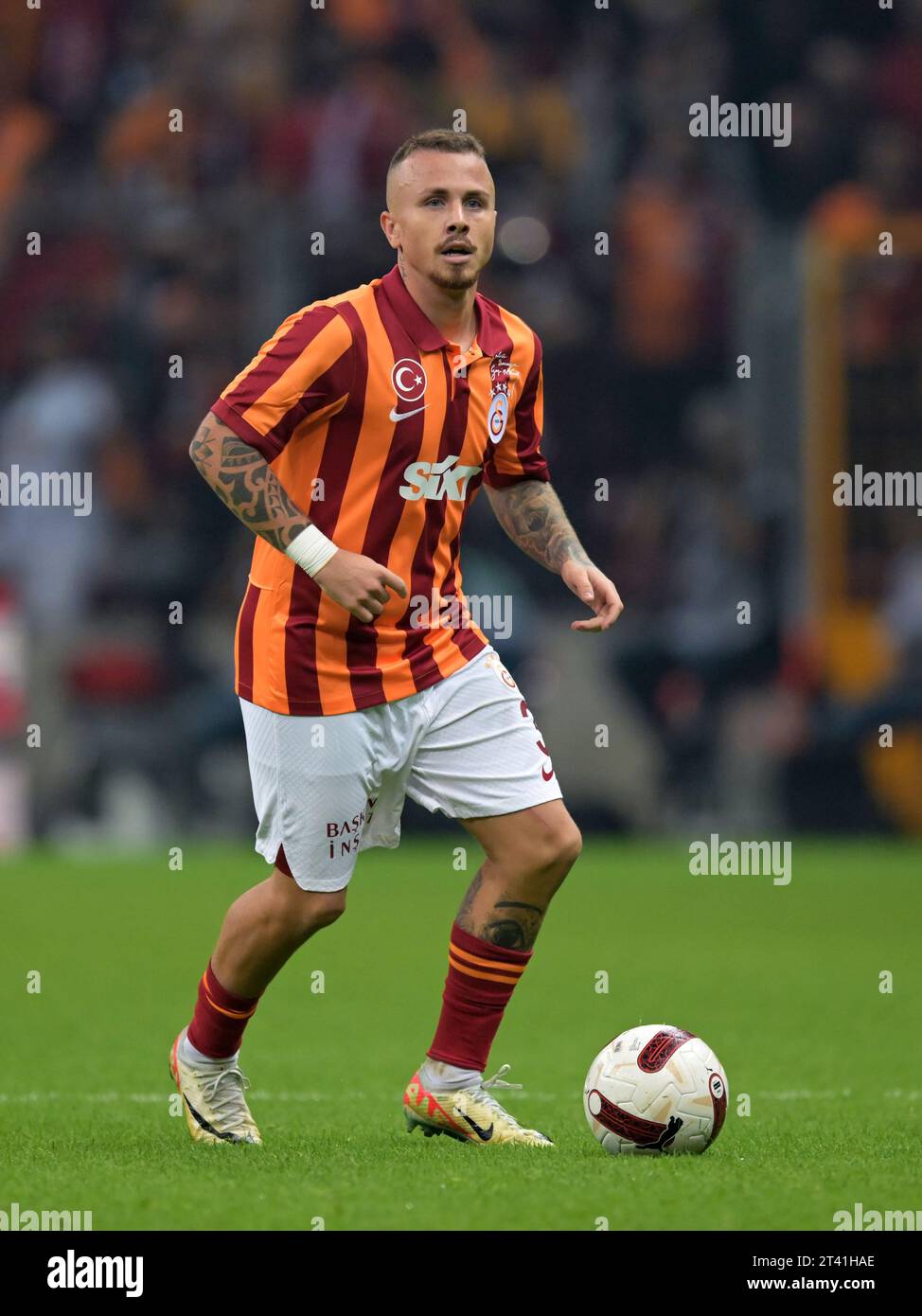 ISTANBUL - Angelino de Galatasaray lors du Super LIG turc entre Galatasaray AS et Besiktas AS au Rams Global Stadium le 21 octobre 2023 à Istanbul, Turquie. ANP | Hollandse Hoogte | GERRIT VAN COLOGNE Banque D'Images