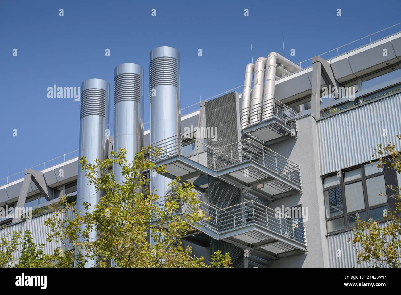 Bâtiment 2, usine principale Porsche, Schwieberdinger Strasse, Porscheplatz, Zuffenhausen, Stuttgart, Baden-Wuerttemberg, Allemagne Banque D'Images