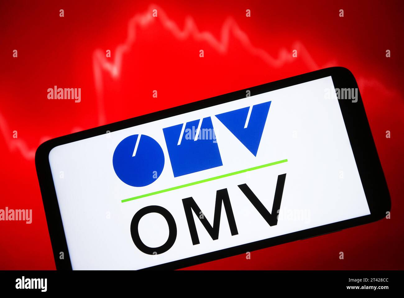 Ukraine. 27 octobre 2023. Sur cette photo, le logo OMV Aktiengesellschaft est visible sur l'écran d'un smartphone. (Photo de Pavlo Gonchar/SOPA Images/Sipa USA) *** strictement à des fins éditoriales *** crédit : SIPA USA/Alamy Live News Banque D'Images