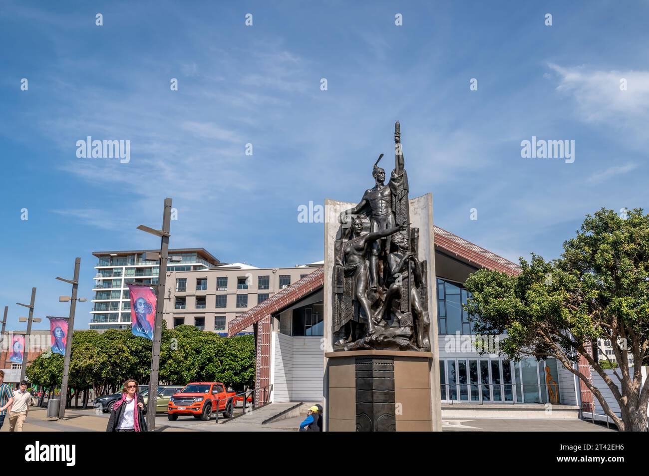 Statue dédiée à Kupe l'explorateur légendaire pour la découverte d'Aotearoa (Nouvelle-Zélande). Sur le front de mer Ara Moana à Wellington Banque D'Images