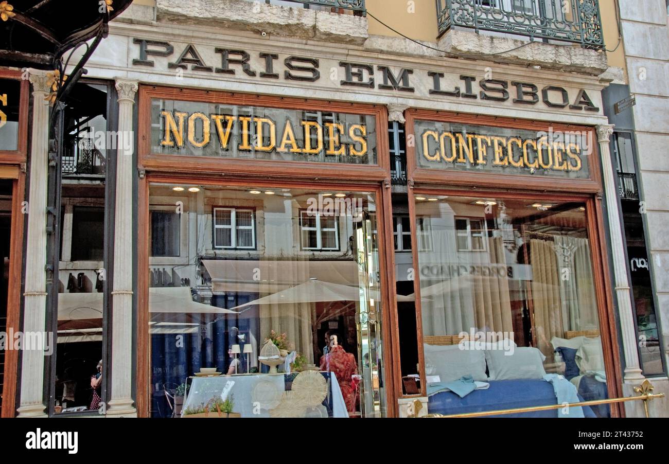 Paris EM Lisboa, magasin de luxe, Chiado, Rua Garrett, Lisbonne, Portugal Banque D'Images