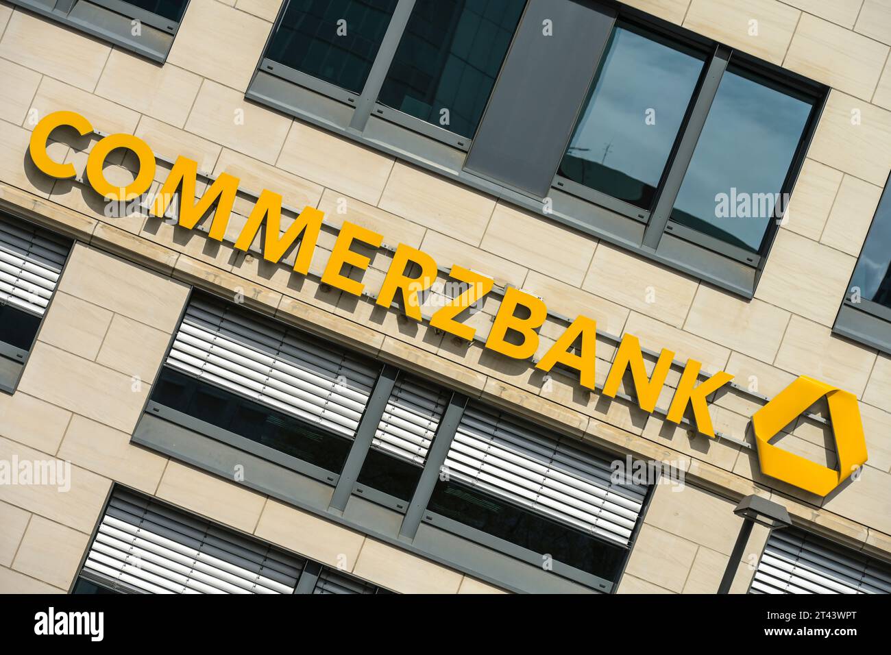 Logo einer filiale der Commerzbank, Frankfurt, Hessen, Deutschland Banque D'Images