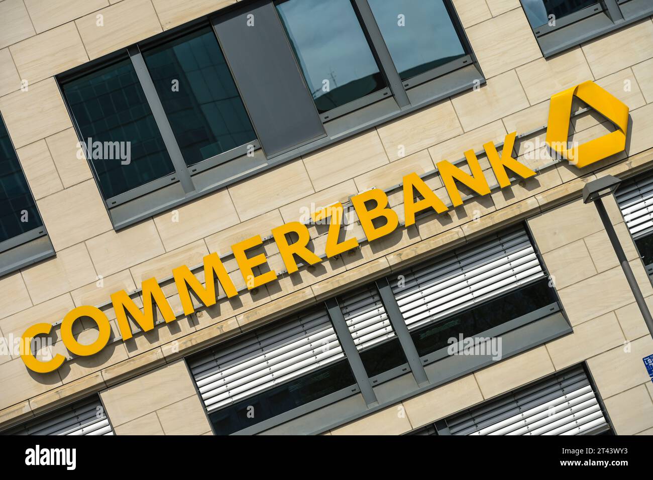 Logo einer filiale der Commerzbank, Frankfurt, Hessen, Deutschland Banque D'Images