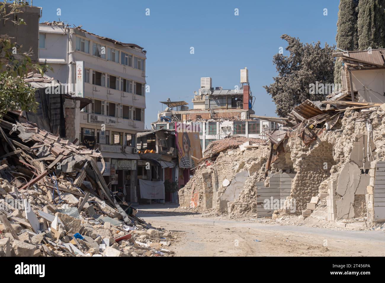 Hürriyet CD, rue Hürriyet dans la vieille ville centrale d'Antakya détruite par le tremblement de terre turc de 2023 Banque D'Images