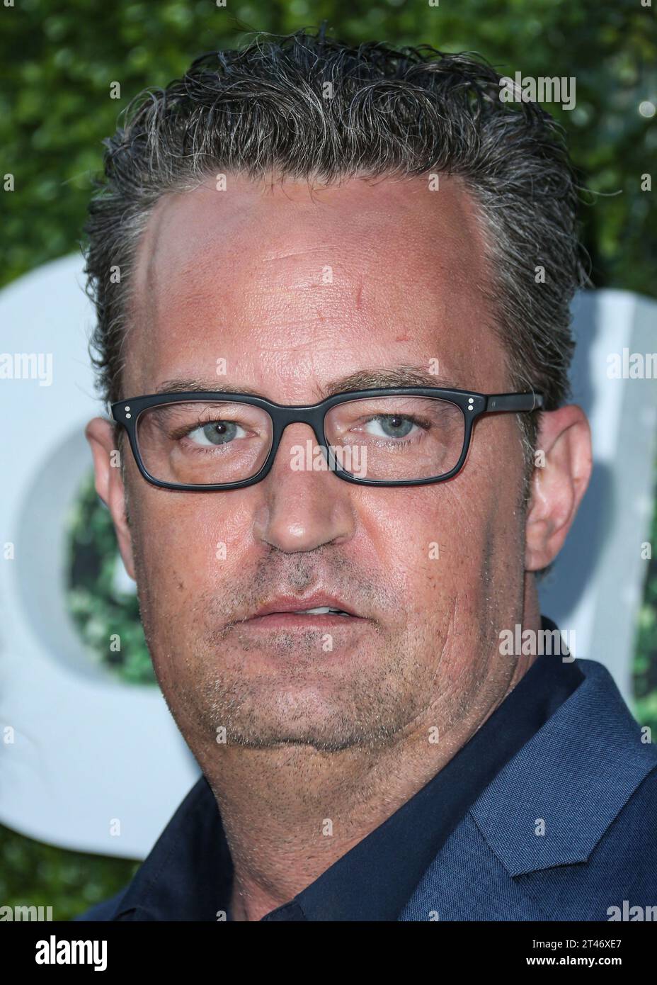 (DOSSIER) Matthew Perry est mort à la page 54. Matthew Perry est mort. Il avait 54 ans. L'acteur, qui était surtout connu pour avoir joué Chandler Bing sur Friends, a été retrouvé mort dans une maison de Los Angeles le samedi 28 octobre 2023. WEST HOLLYWOOD, LOS ANGELES, CALIFORNIE, États-Unis - AOÛT 10 : l'acteur, comédien et producteur américano-canadien Matthew Perry (Matthew Langford Perry) arrive à la CBS, CW et Showtime Summer TCA Party 2016 qui se tient au Pacific Design Center le 10 août 2016 à West Hollywood, Los Angeles, Californie, États-Unis. (Photo de Xavier Collin/image Press Agency) Banque D'Images