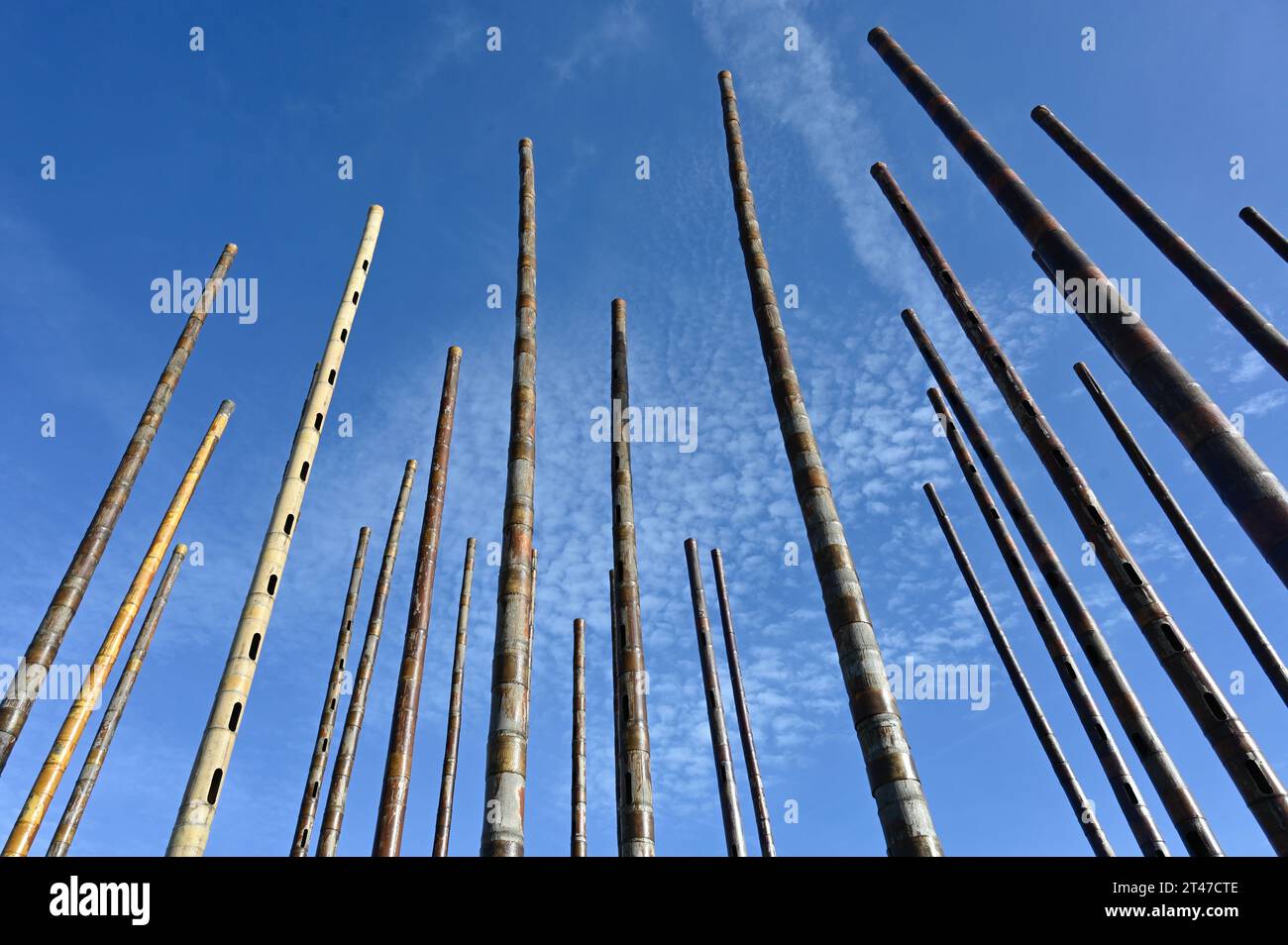 L'orgue à vent du monde à Vlissingen est une sculpture sonore composée de tubes de bambou placés verticalement dans lesquels des trous ont été faits Banque D'Images