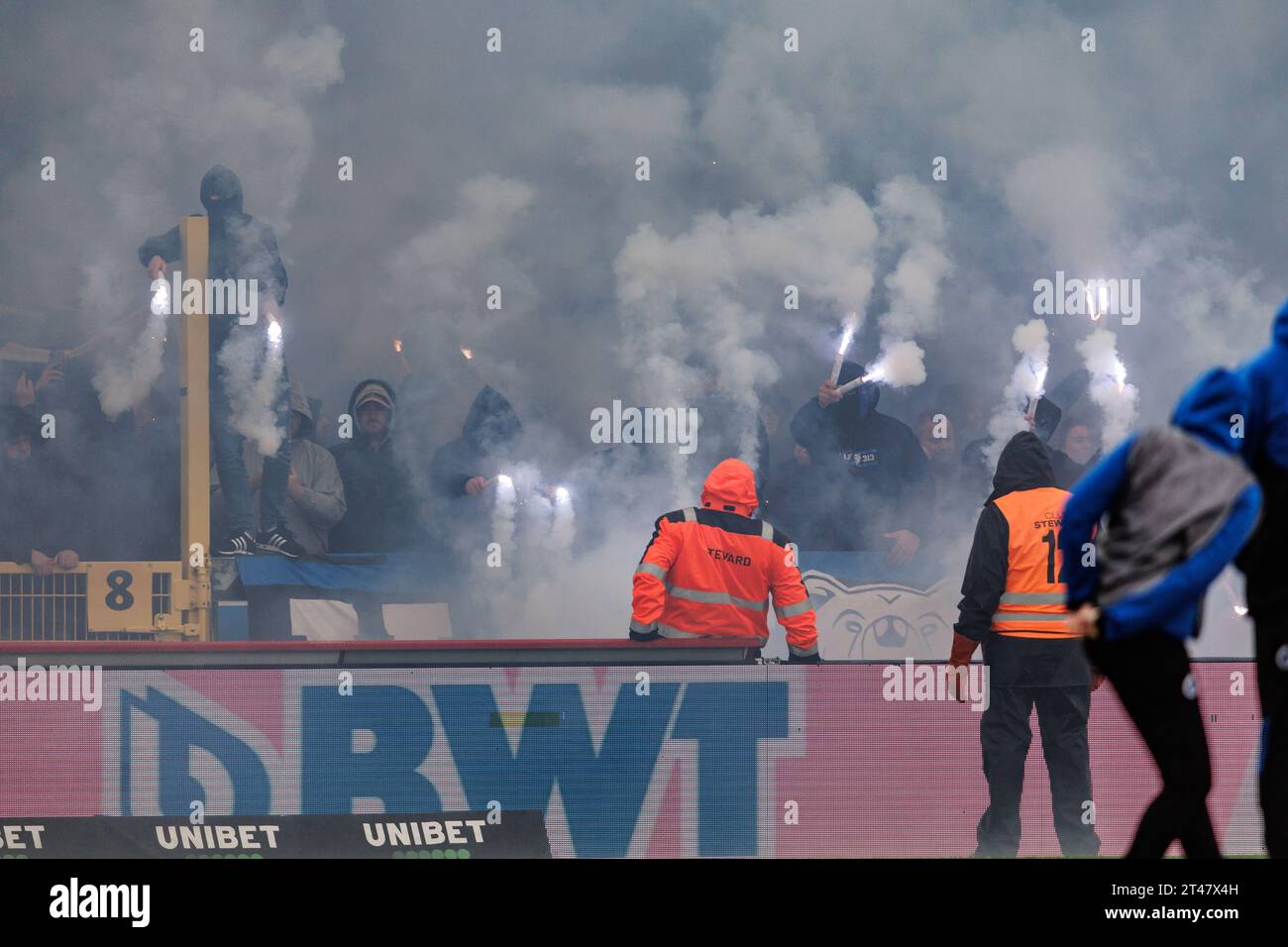 Bruges, Belgique. 29 octobre 2023. Les supporters du Club photographiés avant un match de football entre le Club Brugge et le Royal Antwerp FC, dimanche 29 octobre 2023 à Brugge, le jour 12 de la saison 2023-2024 de la Jupiler Pro League, première division du championnat belge. BELGA PHOTO KURT DESPLENTER crédit : Belga News Agency/Alamy Live News Banque D'Images