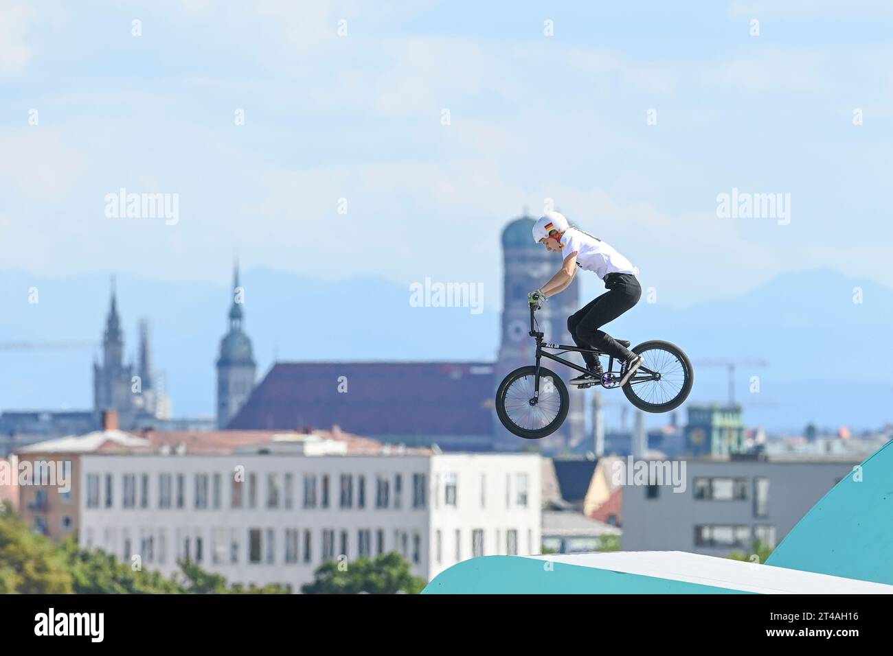 Kim Muller (Allemagne, médaille d'argent). BMX Freestyle femme. Championnats d'Europe Munich 2022 Banque D'Images