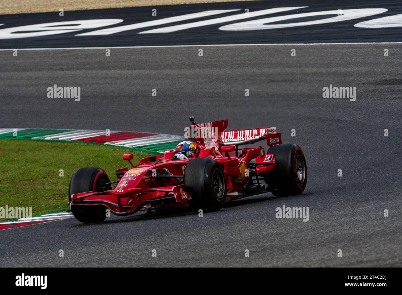 Mugello, Italie. 28 octobre 2023. Ferrari F2008 lors des Ferrari World finals 2023, course Ferrari Challenge Cup à Mugello, Italie, octobre 28 2023 crédit : Agence photo indépendante/Alamy Live News Banque D'Images