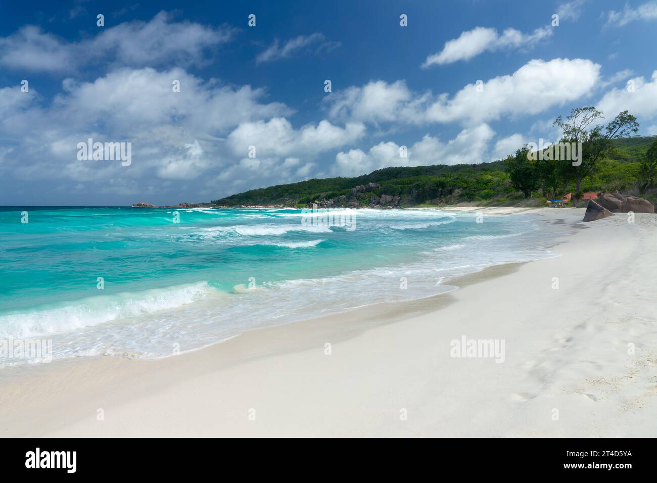 Plage de sable tropical pittoresque de Grand Anse, île de la Digue, Seychelles Banque D'Images