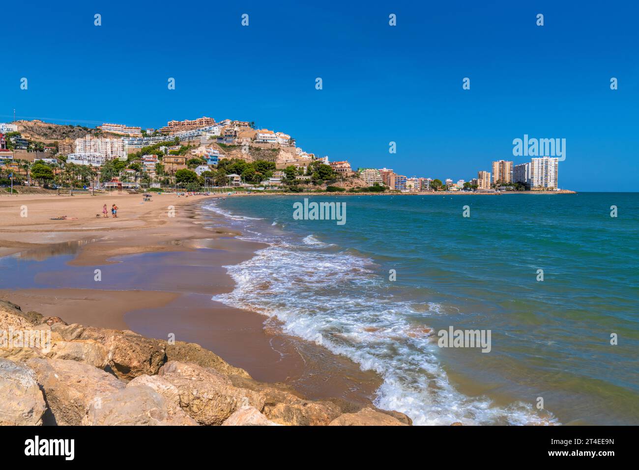 Playa Cap blanc plage Cullera Espagne Belle destination de voyage sur la côte méditerranéenne dans la Communauté valencienne Banque D'Images