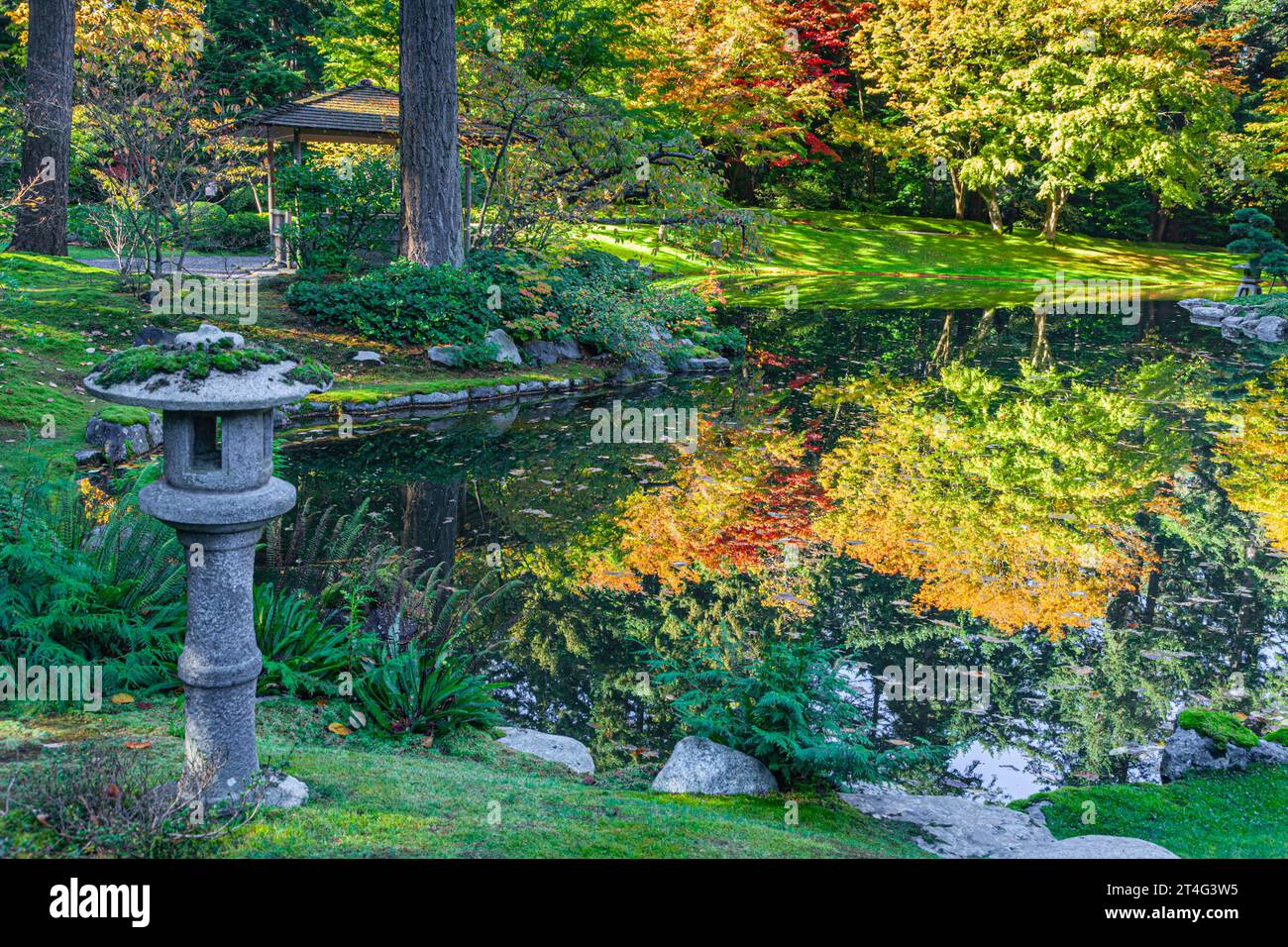 Ornement japonais dans le jardin japonais Nitobe UBC Vancouver Canada Banque D'Images