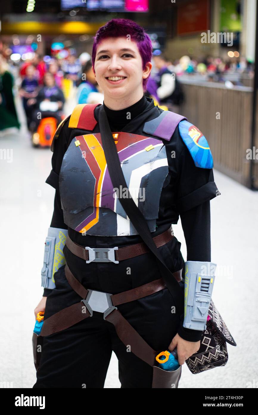 Sabine Wren | cosplayers au deuxième jour de MCM Comic con au centre d'exposition Excel à Londres le 28 octobre 2023 Banque D'Images