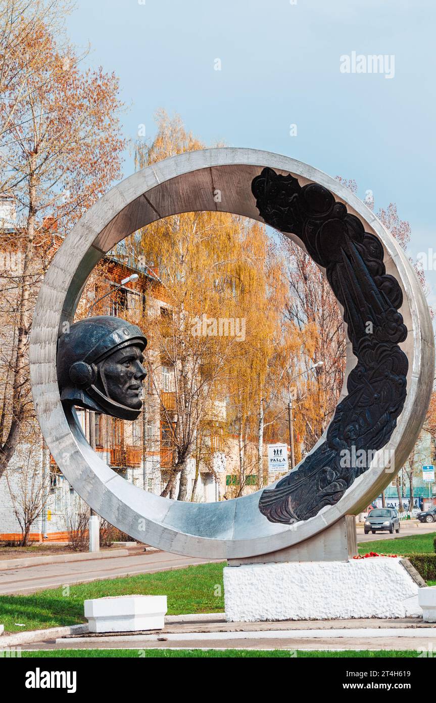 Monument à Youri Gagarine. Kolomna, rue Lénine. Russie, 25 avril 2012 . Banque D'Images