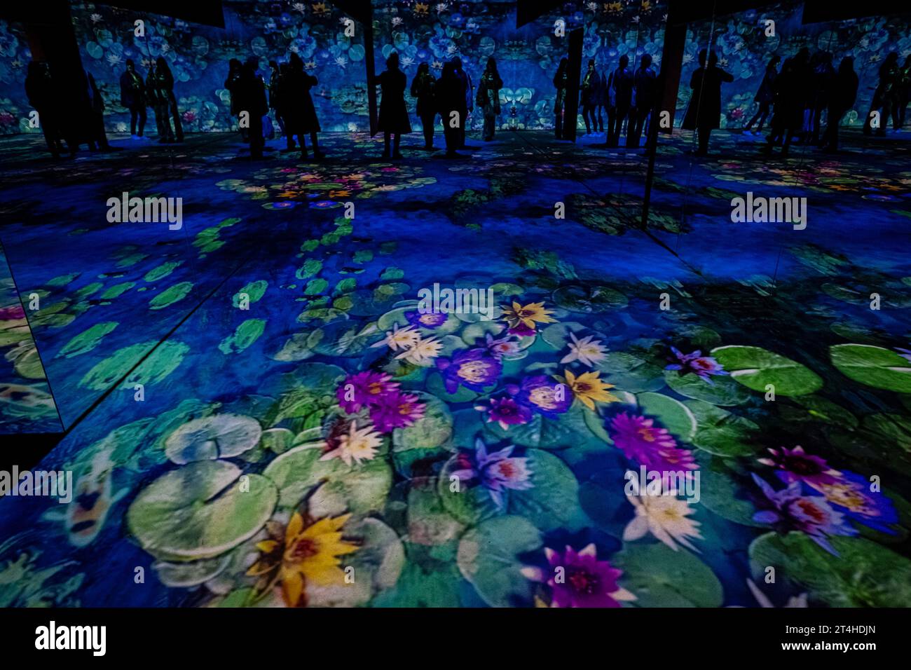 Madrid, Espagne. 27 octobre 2023. L'exposition "Monet" avec plus de 50 chefs-d'œuvre du Musée Marmottan Monet à Paris. © ABEL F. ROS/ALAMY Banque D'Images