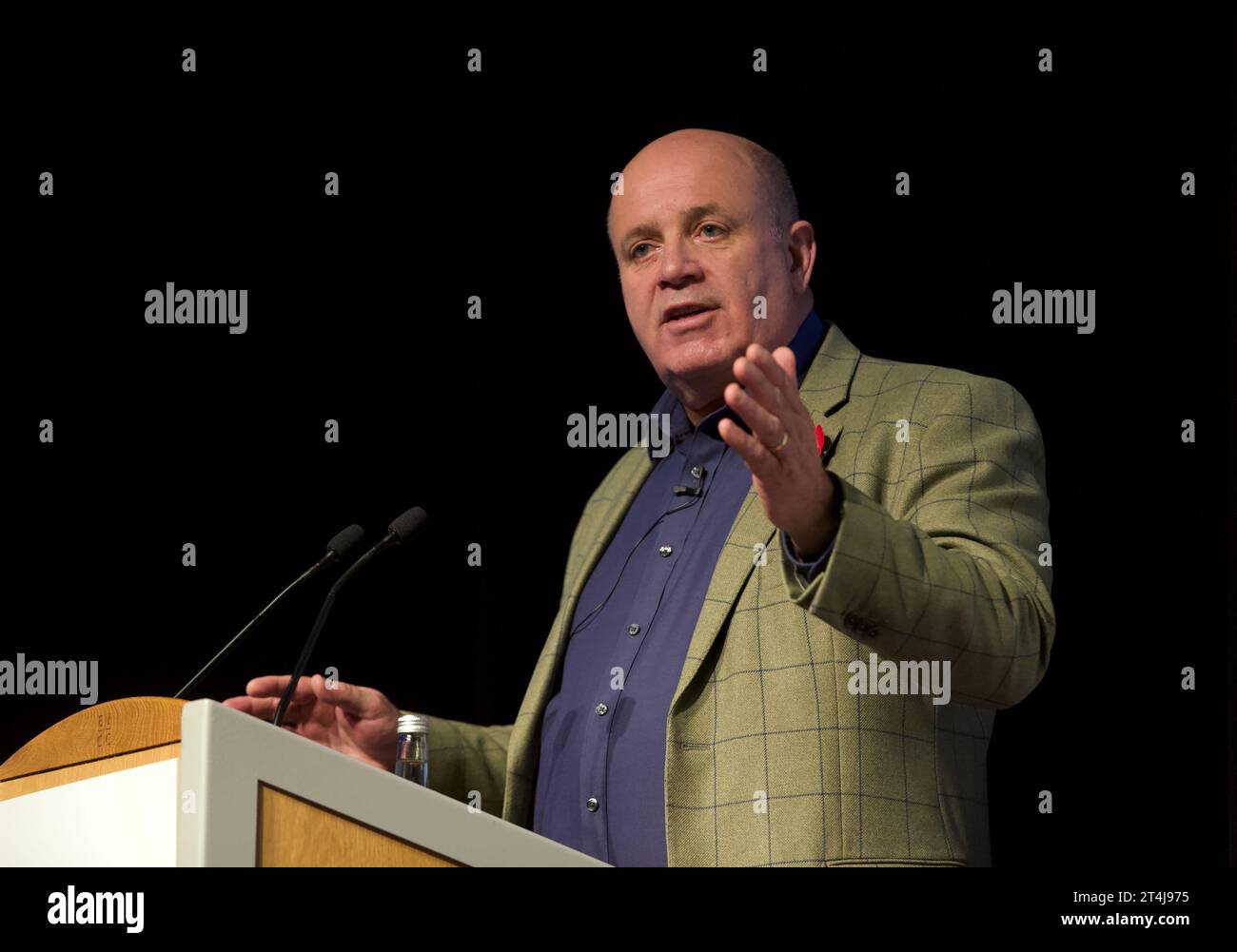 Edimbourg, Royaume-Uni, 31 octobre 2023 : Marc Crothall, directeur général, Scottish Tourism Alliance, s'adresse à sa conférence d'automne. Photo : DB Media Services/Alamy crédit : Terry Murden/Alamy Live News Banque D'Images