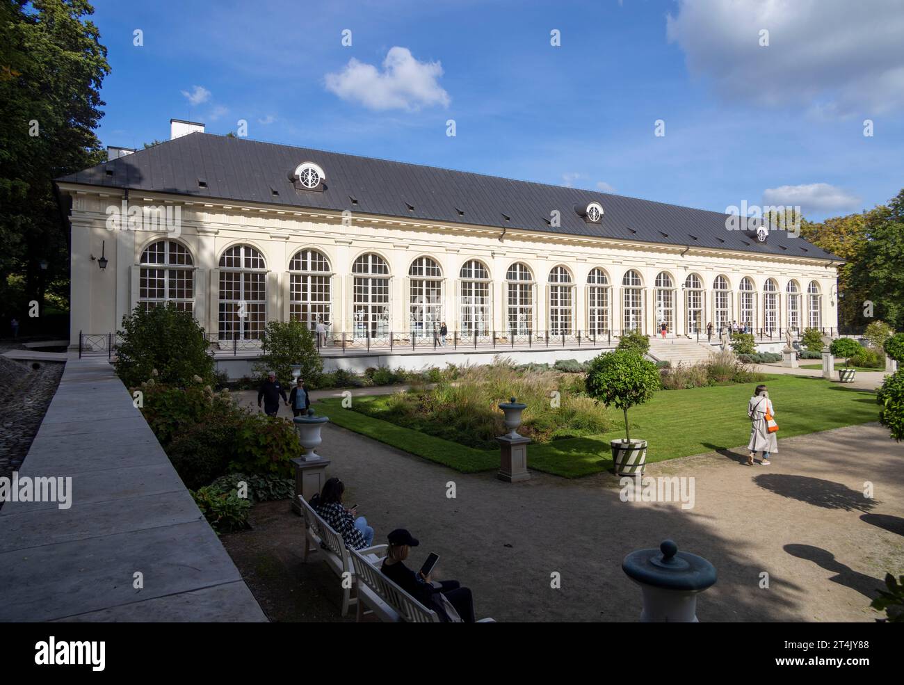 Le Théâtre Royal et la Vieille Orangerie, Parc Lazianki, Varsovie Pologne Banque D'Images