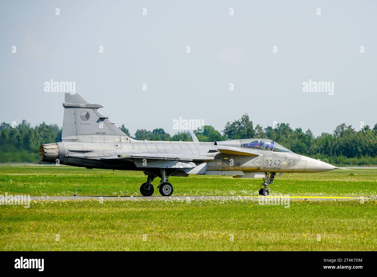 Liepaja, Lettonie- 06 août 2023 : chasseur multirôle SAAB JAS-39C Gripen de l'armée de l'air tchèque opérant depuis l'aéroport de Liepaja Banque D'Images