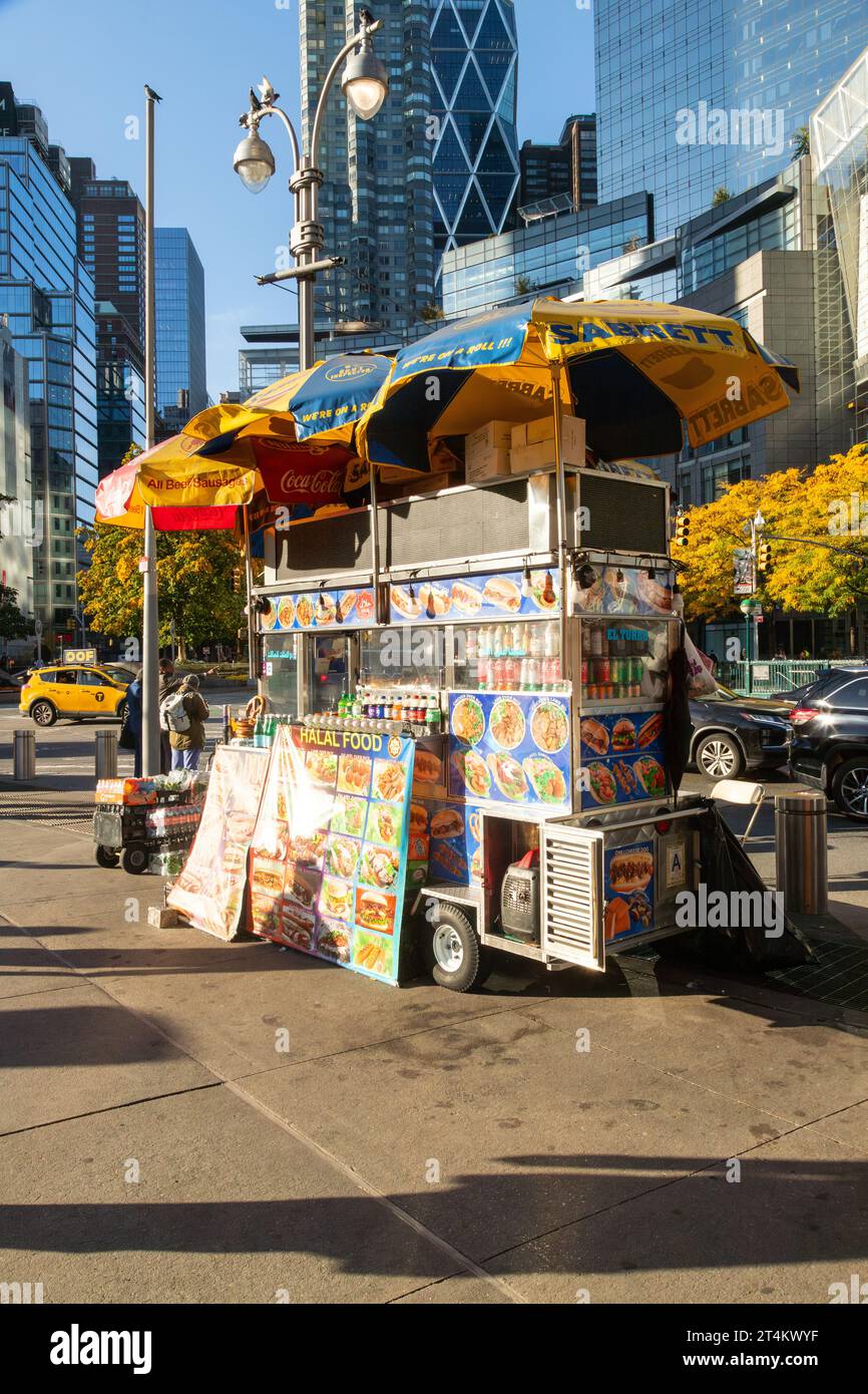 Street food cart, Columbus Circle, New York, États-Unis d ' Amérique. Banque D'Images