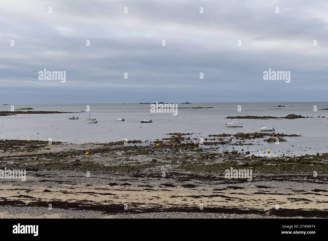 Promenade sur le sillon de Talbert à Pleubian FRANCE Banque D'Images