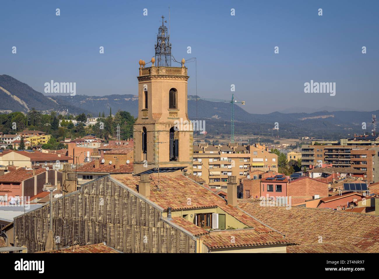 Clocher du couvent de la Mare de Déu del Carme, à Vic (Osona, Barcelone, Catalogne, Espagne) ESP : Campanario de la Mare de Déu del Carme, Vic Banque D'Images