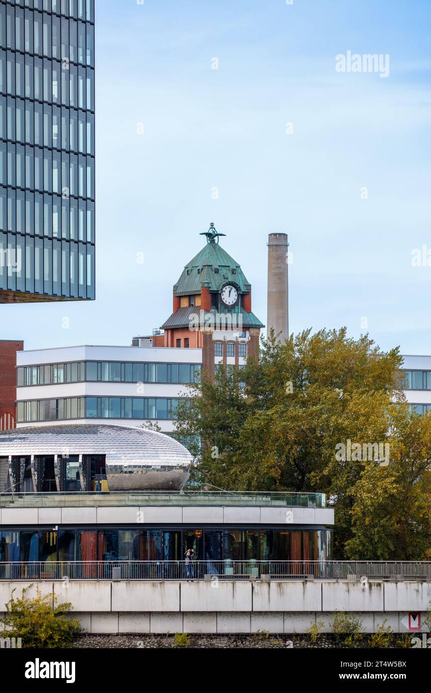 01.11.2023. Düsseldorf. Alte Plangemühle am Medienhafen. Banque D'Images