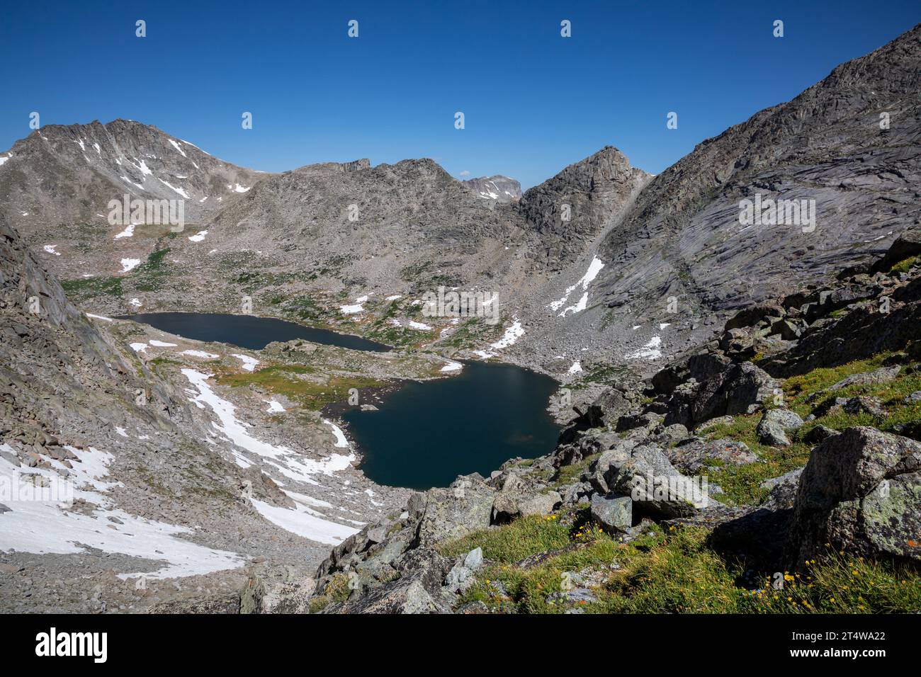 WY05532-00...WYOMING - vue nord surplombant le Texas et les lacs Barren depuis le Texas Pass de 11 447 mètres dans la chaîne de Wind River. Banque D'Images