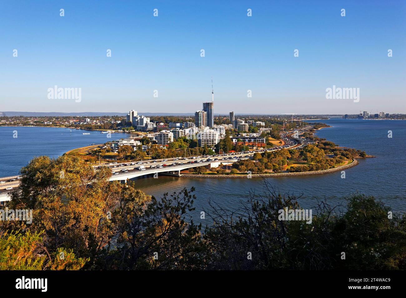 Vue sur South Perth depuis Kings Park, Perth, Australie occidentale Banque D'Images