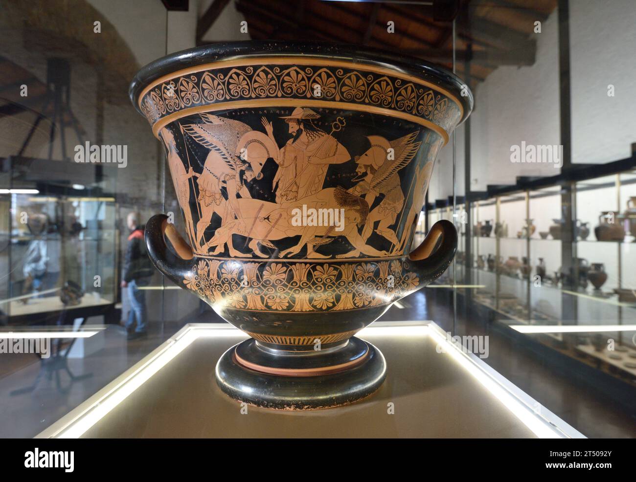 Grenier rouge-figure krater (510-550 av. J.-C.), Museo Nazionale Archeologico Cerite, Cerveteri, Latium, Italie Banque D'Images