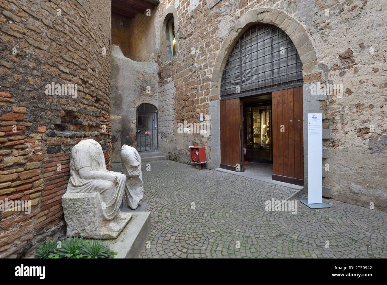 Entrée du musée, Museo Nazionale Archeologico Cerite, Cerveteri, Latium, Italie Banque D'Images