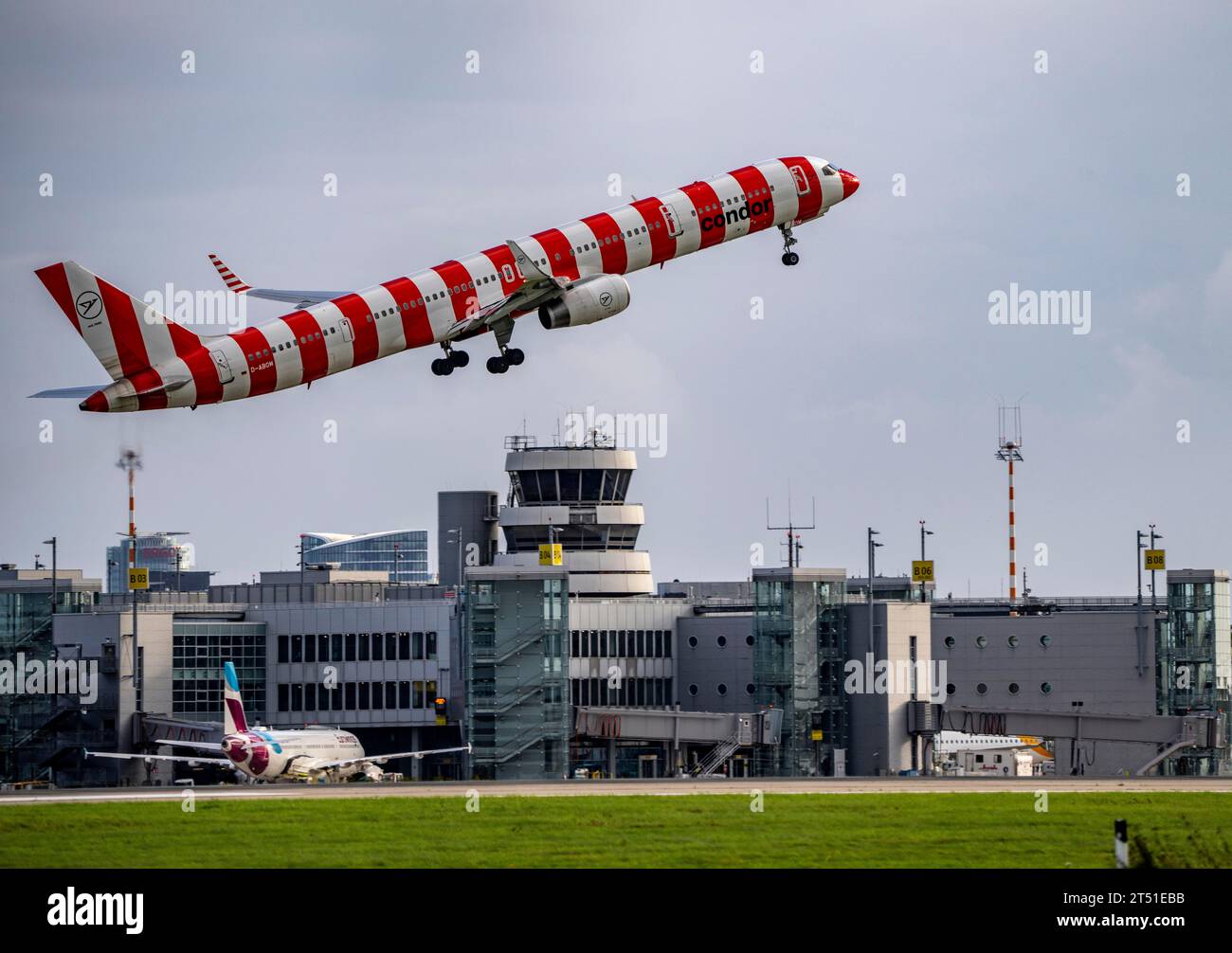 Condor, Boeing 720, D-ABOM, décollant à l’aéroport international de Düsseldorf, Banque D'Images