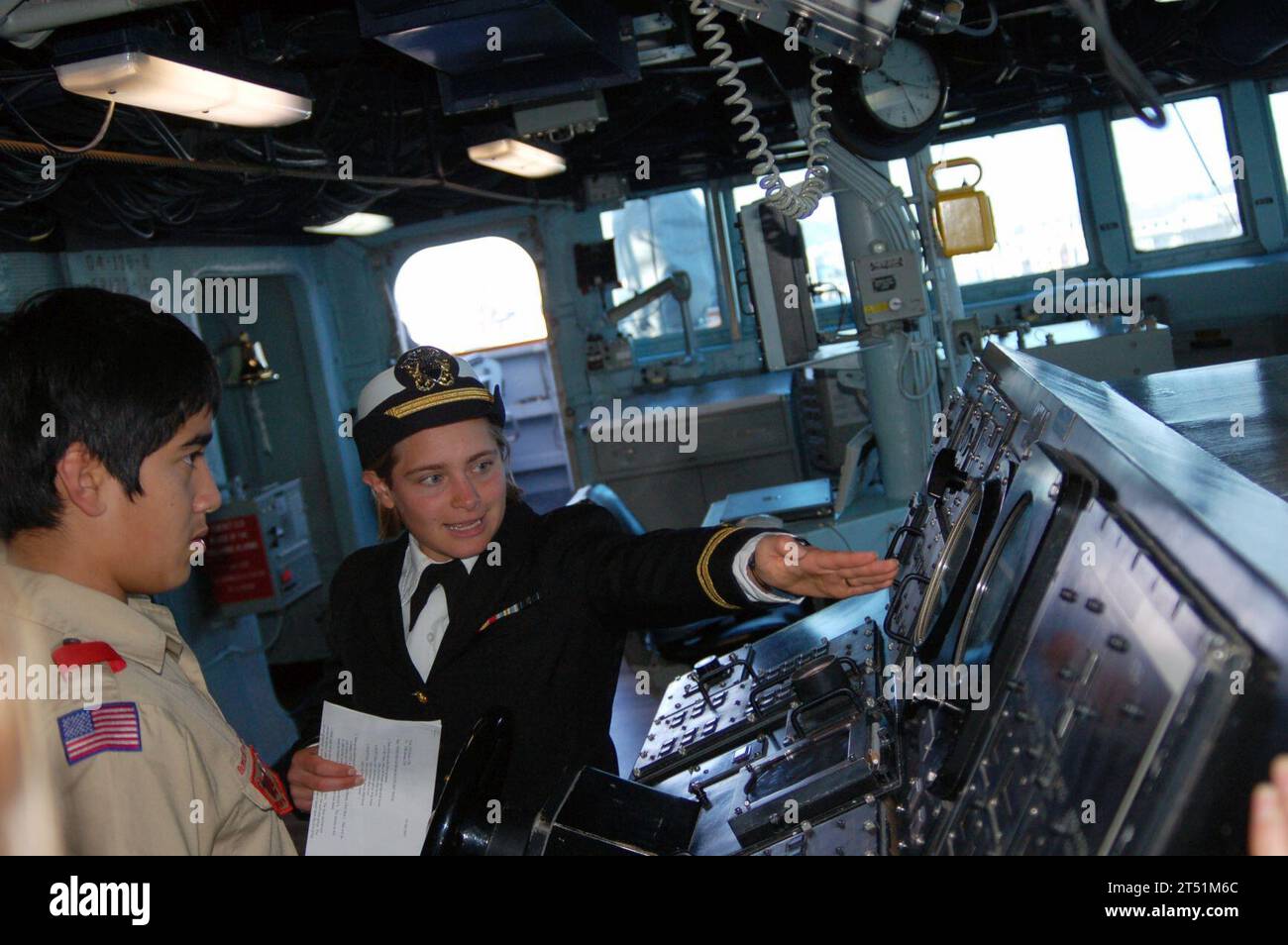 27e célébration annuelle de la semaine de la flotte de San Francisco, services armés, Boy Scouts of America Troop 3, destroyer à missiles guidés USS Shoup (DDG 86), défilé de navires, baie de San Francisco Banque D'Images