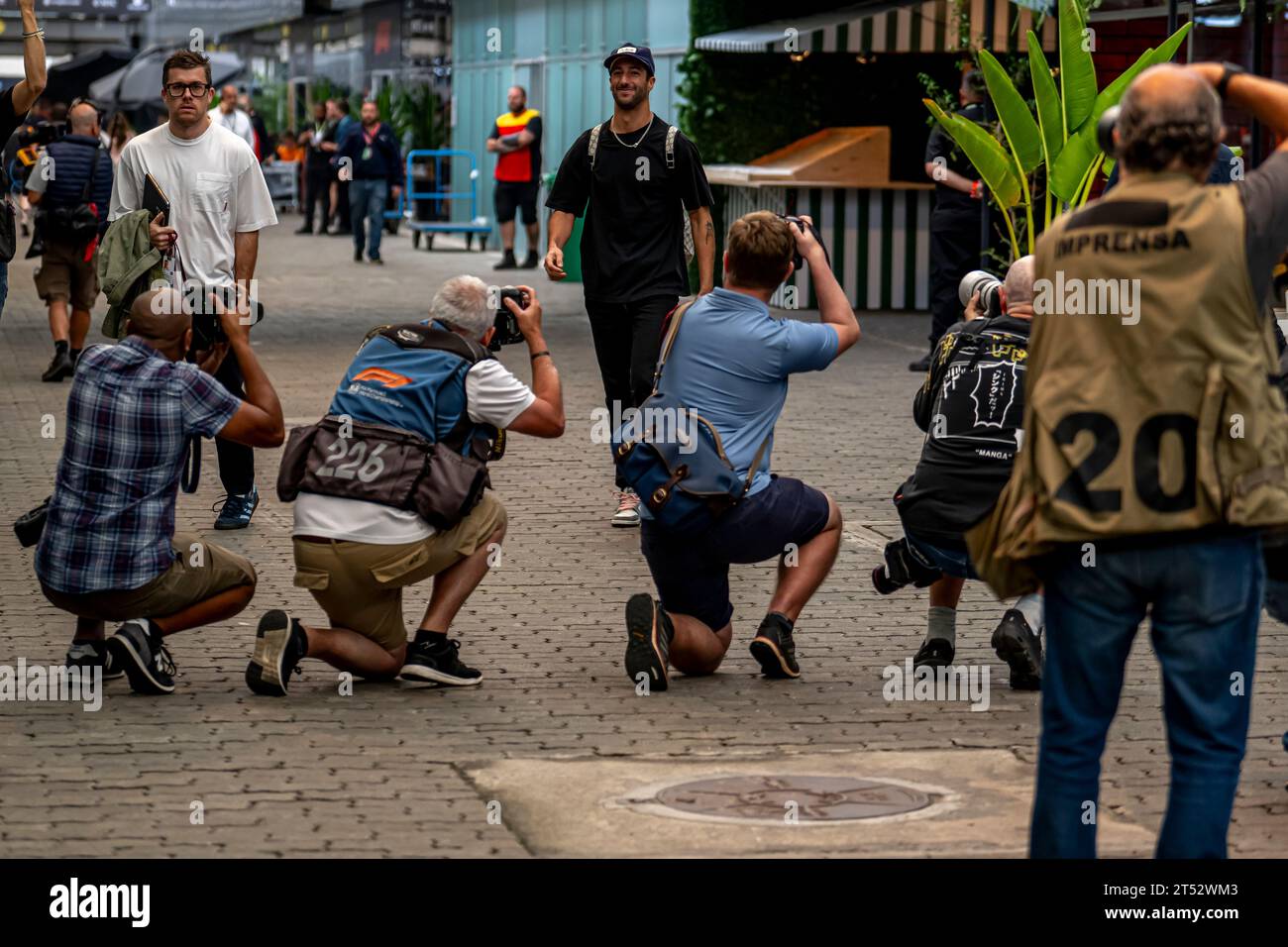 São Paulo, Brésil, novembre 02, Daniel Ricciardo, australien, concourt pour AlphaTauri. Le build up, ronde 21 du championnat de Formule 1 2023. Crédit : Michael Potts/Alamy Live News Banque D'Images