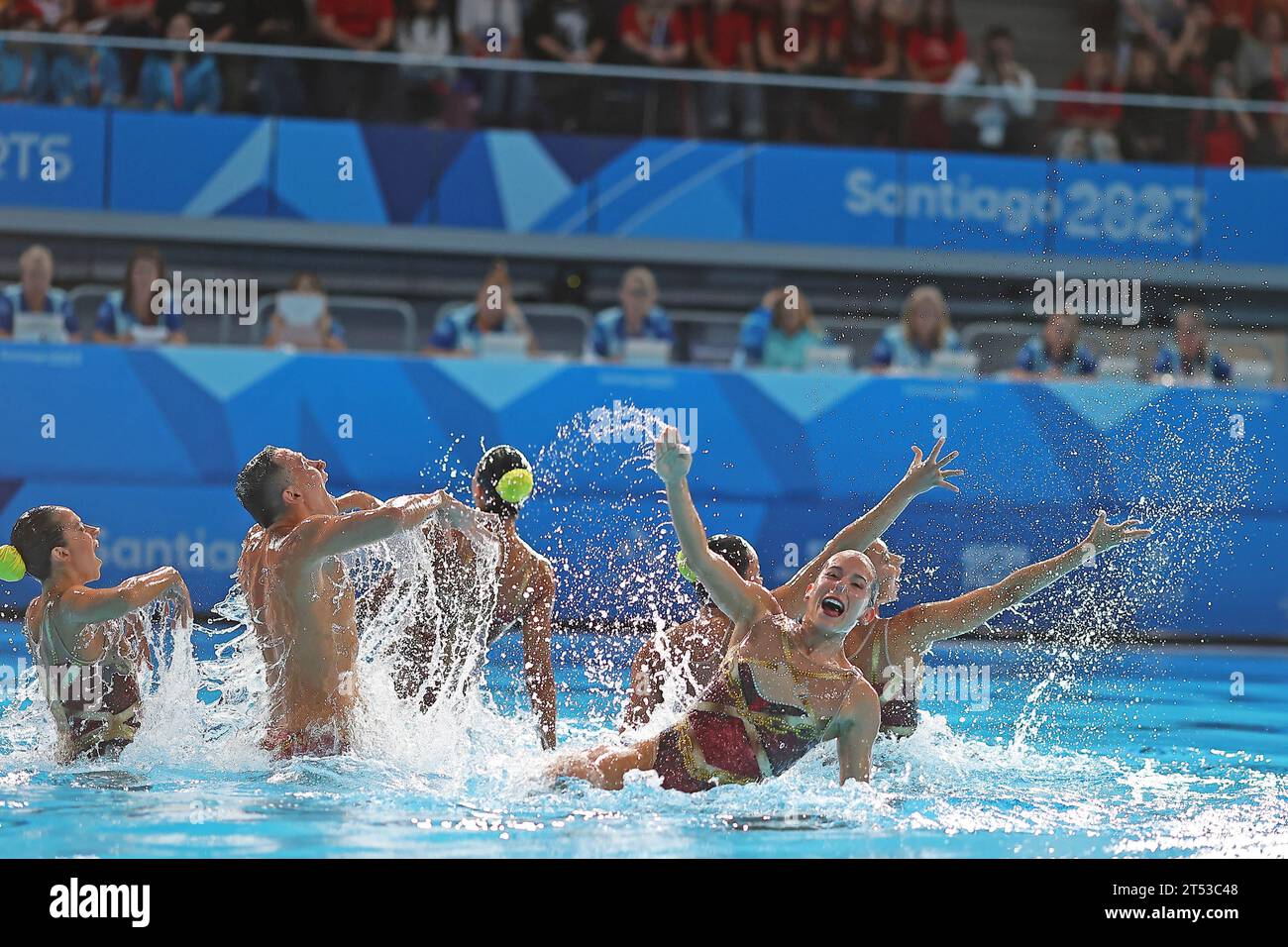 Santiago, Chili. 02 novembre 2023. Équipe Colombie se produit pendant la routine libre des équipes de natation artistique des Jeux panaméricains de Santiago 2023, au Centro Acuatico, à Santiago le 02 novembre. Photo : Heuler Andrey/DiaEsportivo/Alamy Live News crédit : DiaEsportivo/Alamy Live News Banque D'Images