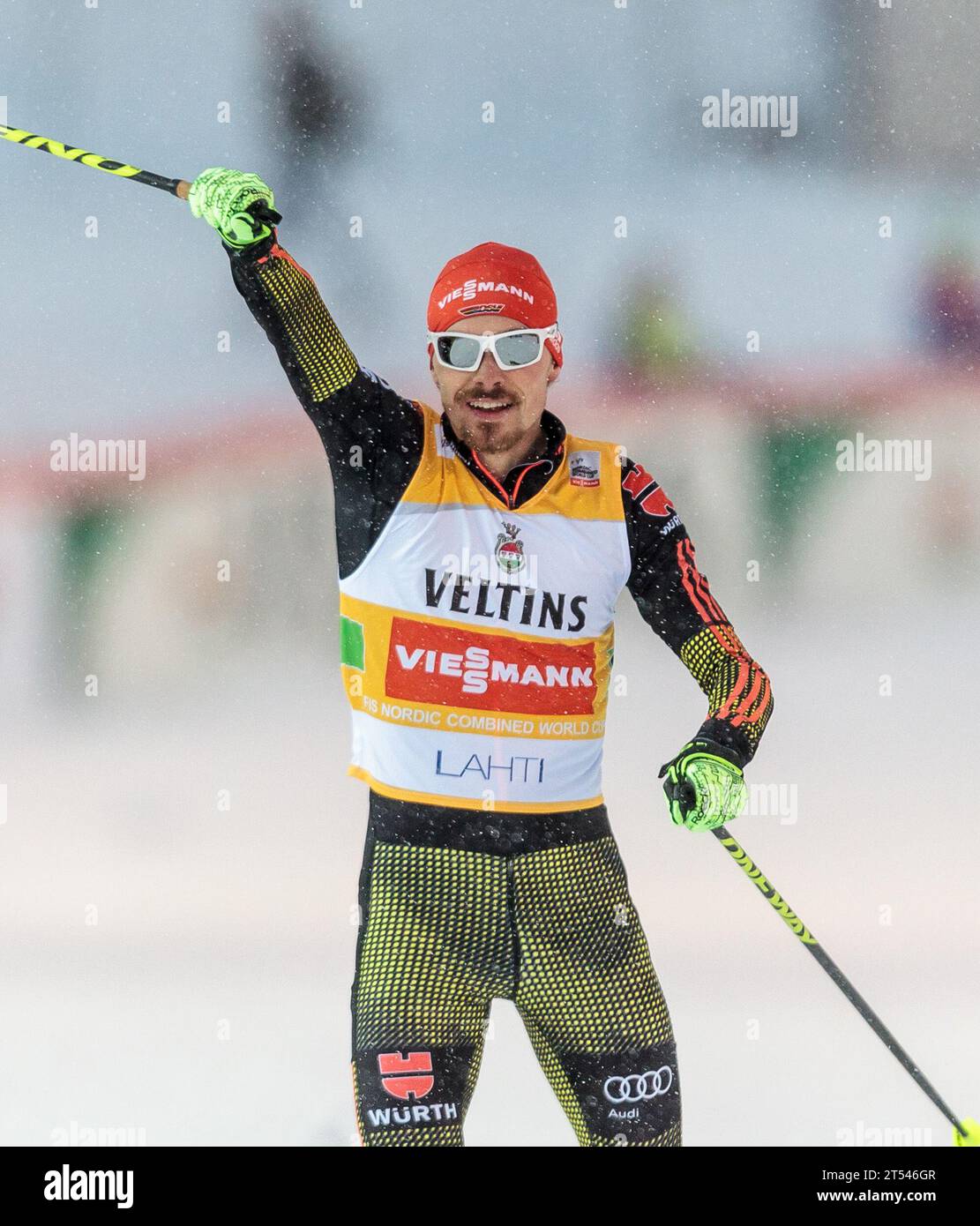 20.02.2016, Salpausselkae Stadion, Lahti, fin, FIS Weltcup Nordische Kombination, Lahti, Team Sprint, langlauf, im Bild Fabian Riessle (GER) // Fabian Riessle d'Allemagne célèbre lors de la course de cross country par équipe de la coupe du monde de combiné nordique FIS, Lahti ski Games au stade de Salpausselkae en 2016/02/20. Banque D'Images