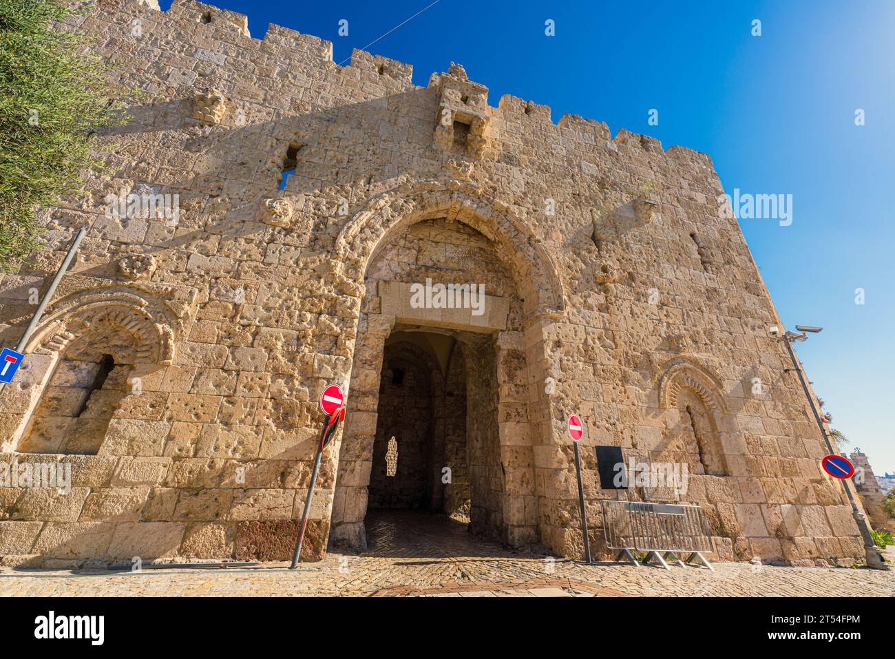 Vue de la porte de Sion, une des portes de la vieille ville de Jérusalem, Israël Banque D'Images